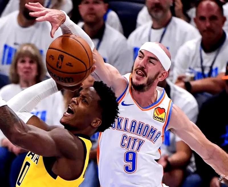 加拿大男篮血洗掘金，卡鲁索统治全场