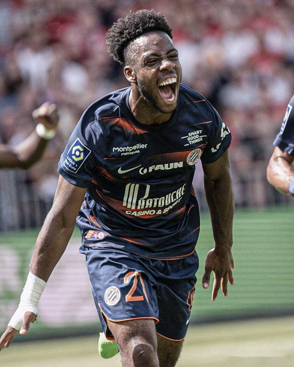 史诗对决！体操上演极限翻盘的简单介绍