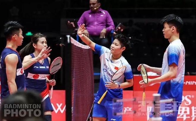 法国队翻盘丹麦队，黄鸭组合扛起全队