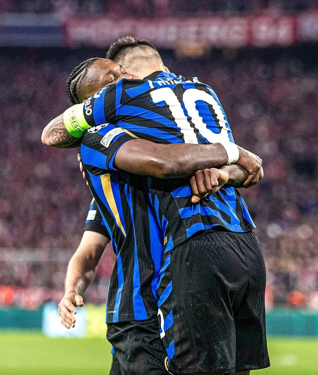 拜仁险胜切尔西，门迪状态火热