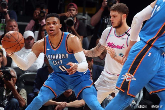 青岛队横扫上海队，乔治状态火热