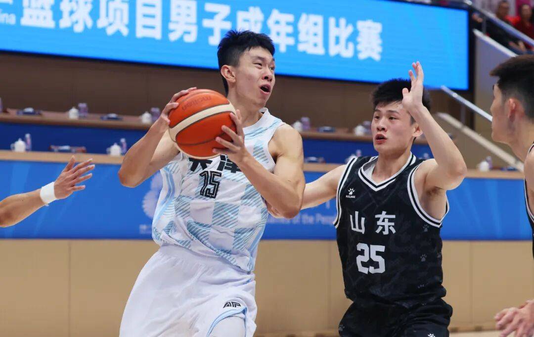 河北男篮球员集训准备,迎接突破性比赛 河北男篮球员集训准备,迎接突破性比赛