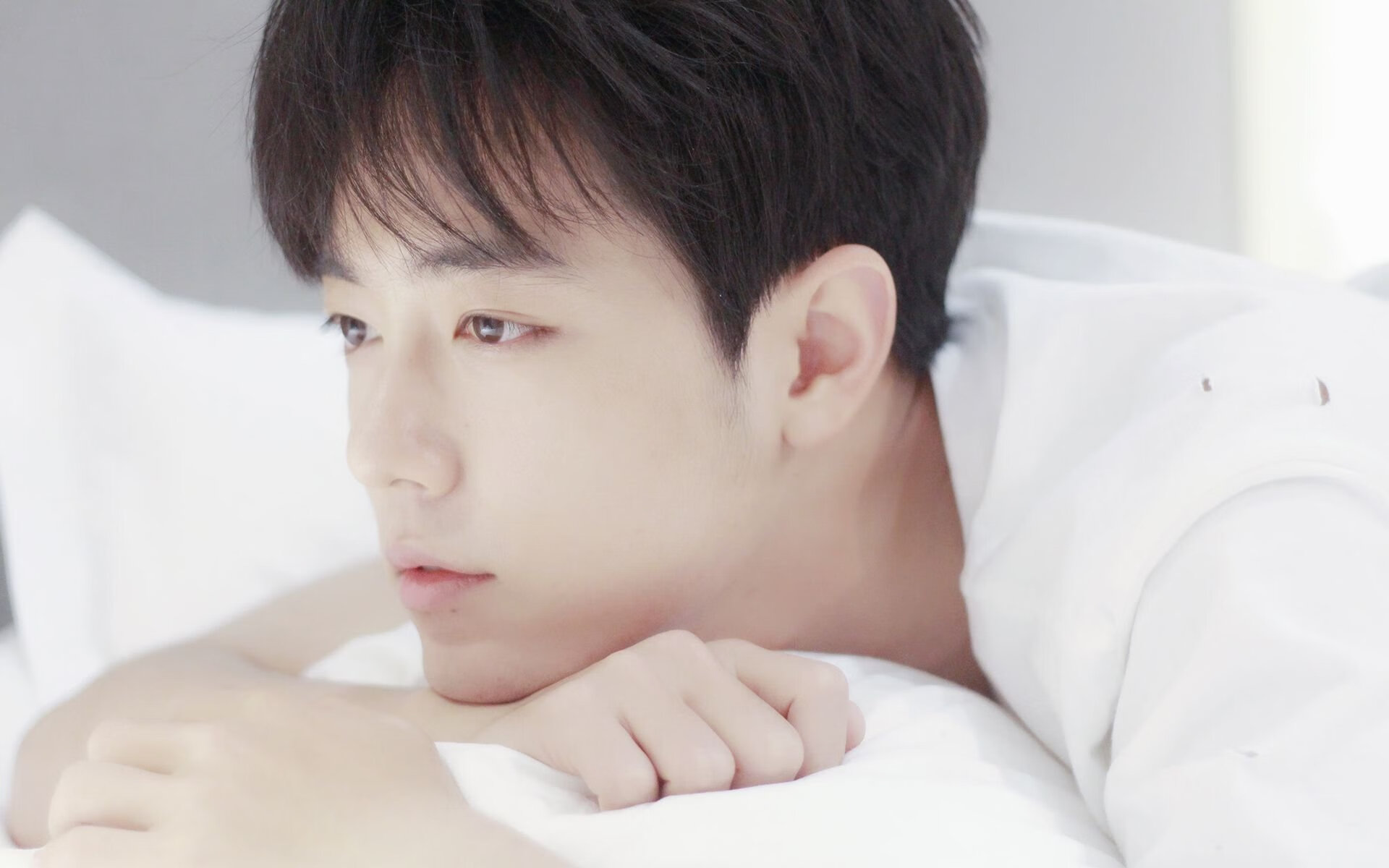 绝地逆袭与铁腕掌控，威廉姆斯奇迹夜与塞恩斯的霸权宣告