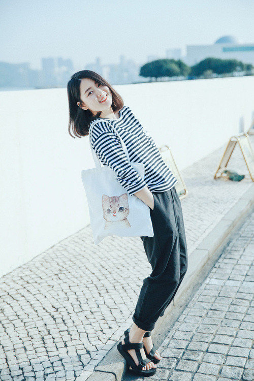 午夜逆转与寂静刷新，沸腾的变与个人的静，体育精神的两种刻度