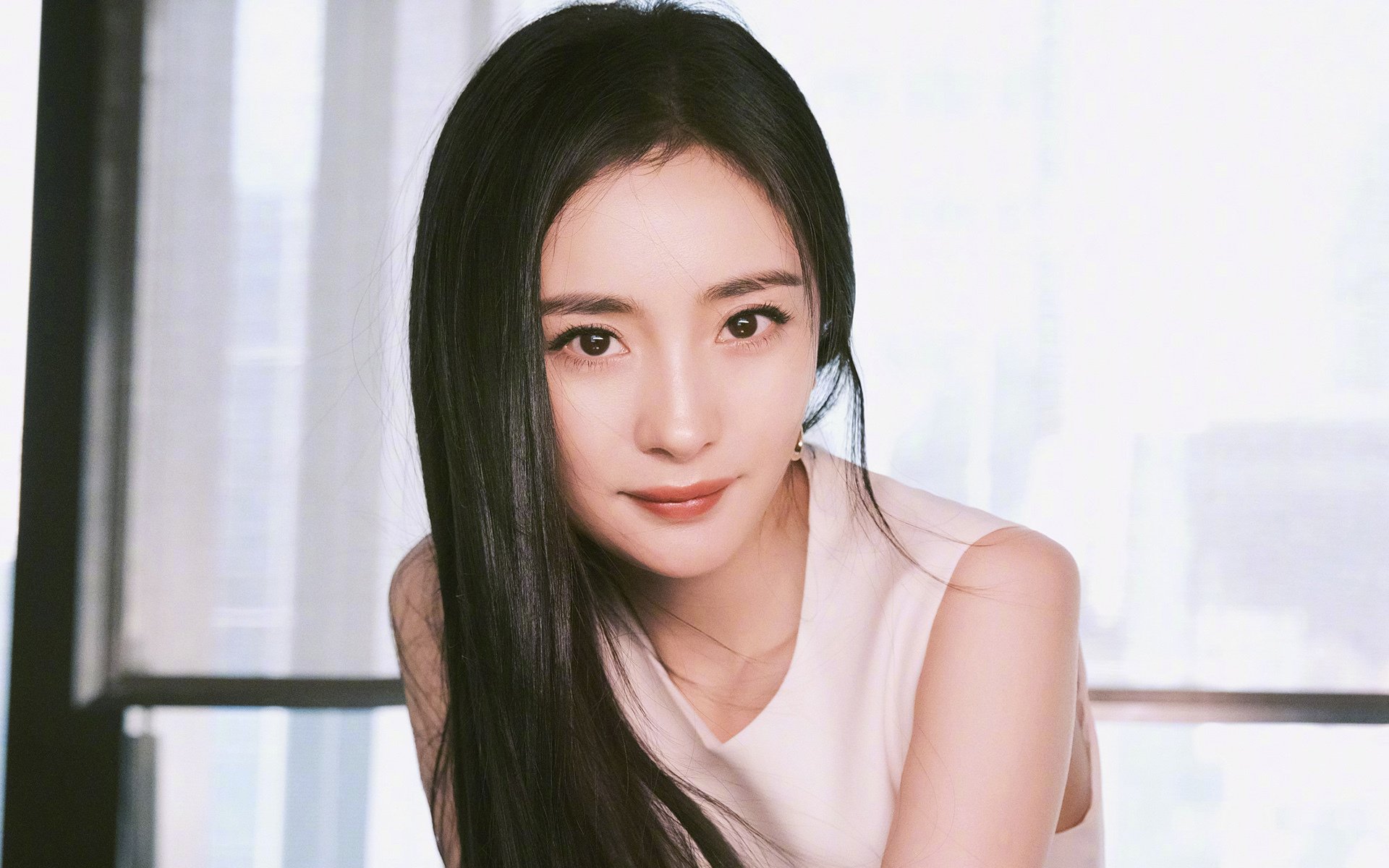 深渊边缘与长城烽火，哈利伯顿的不完美救赎